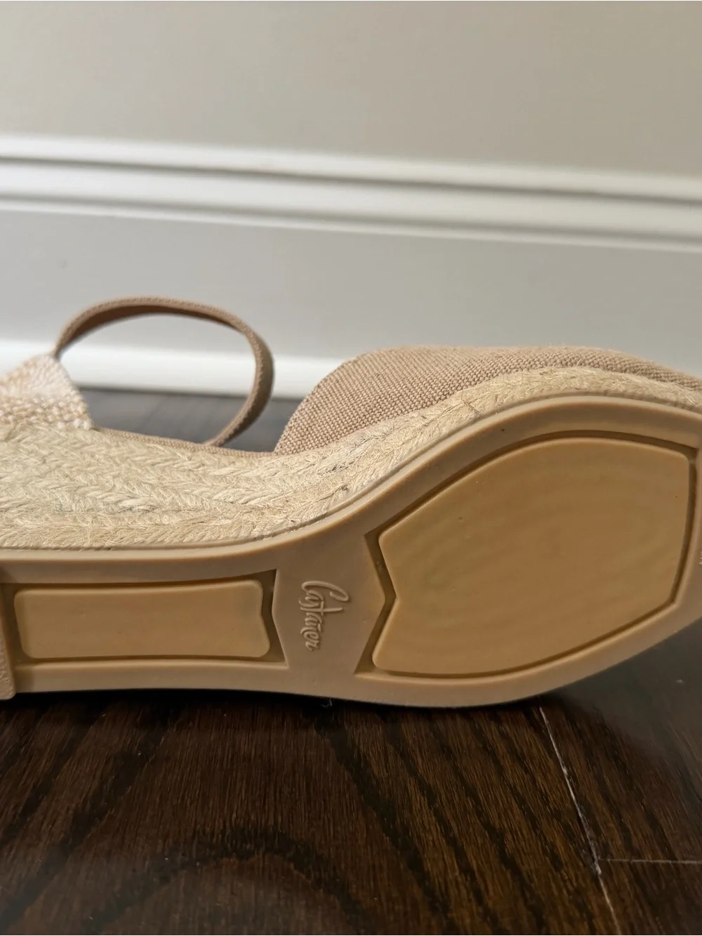 NIB Castaner Neutral Beige Canvas Espadrille Wedges size 38 EU